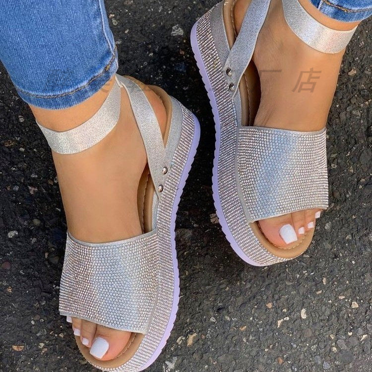 Graceful Orthopedic Sandals for Modern Look