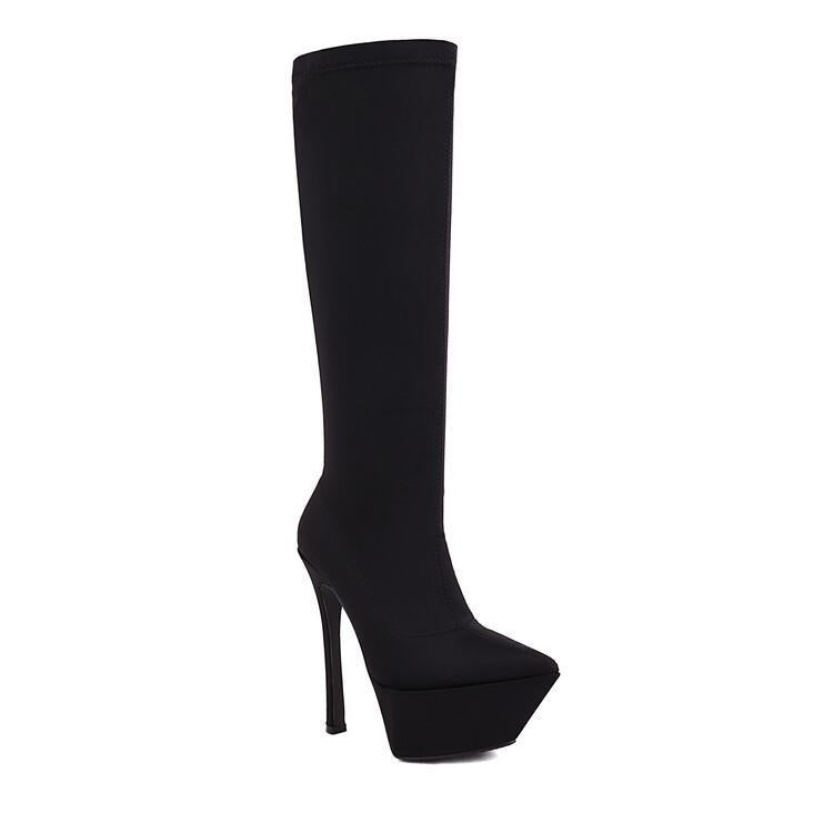 Graceful Orthopedic Boots for Modern Look