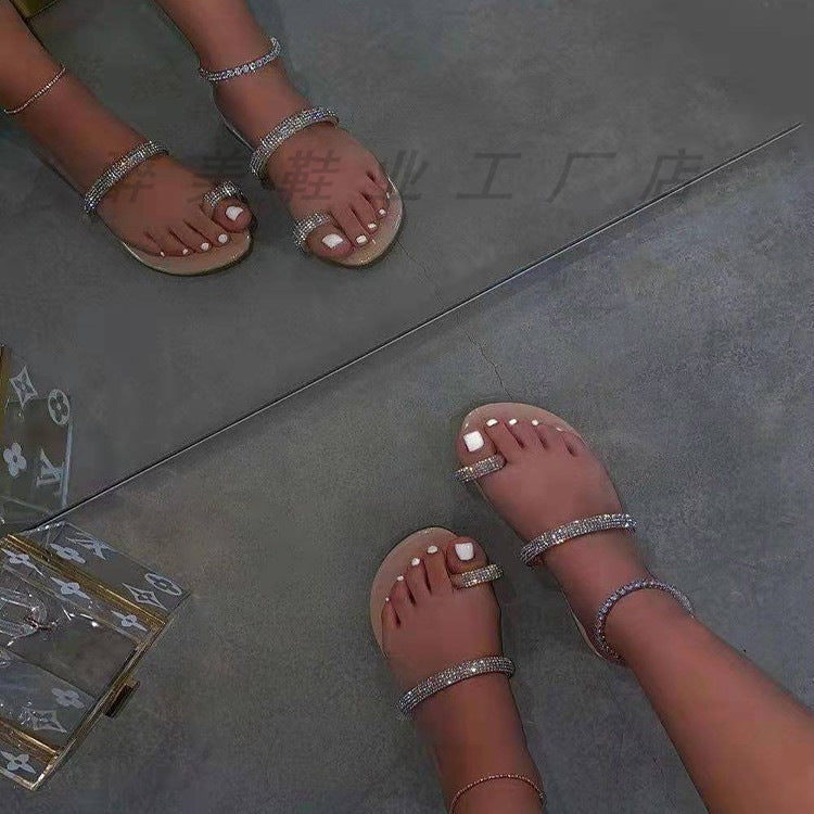 Graceful Orthopedic Sandals for Modern Look