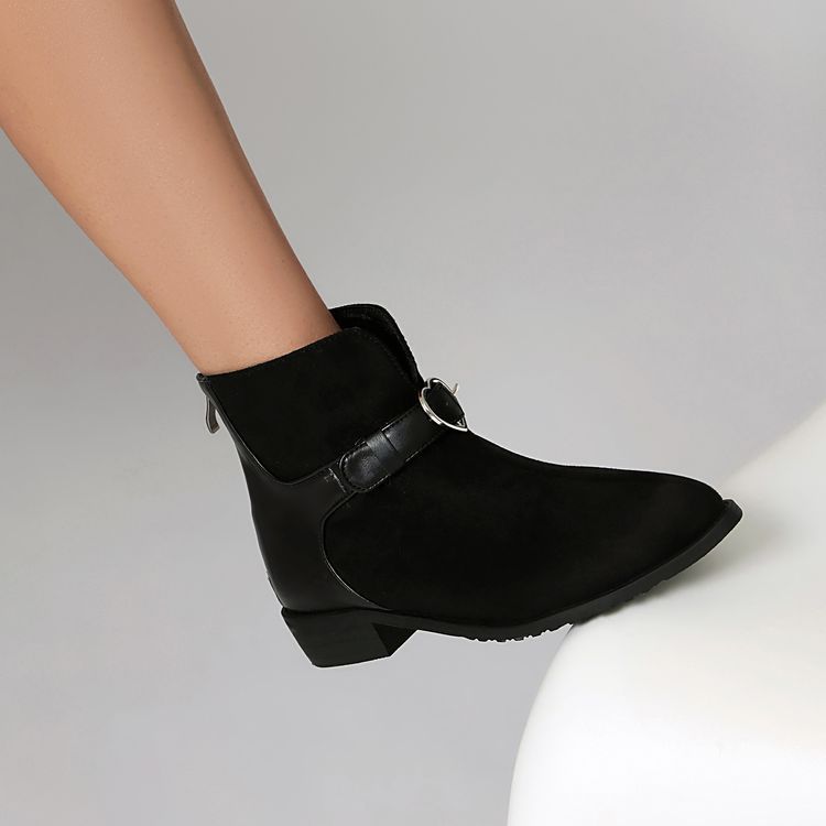 Graceful Orthopedic Boots for Modern Look