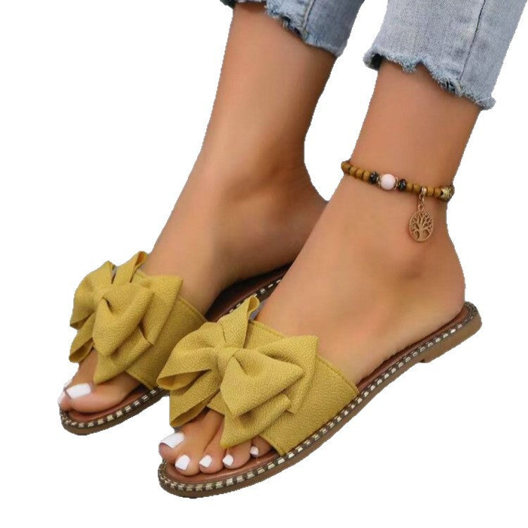 Graceful Orthopedic Sandals for Modern Look