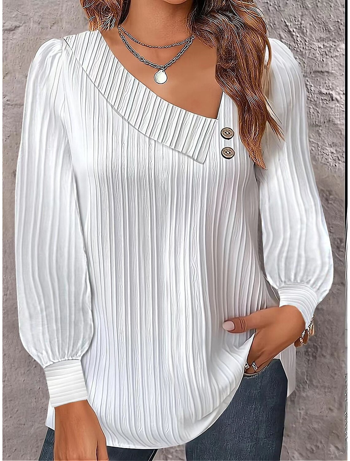 Sophisticated Blouse with a Clean Classic Look