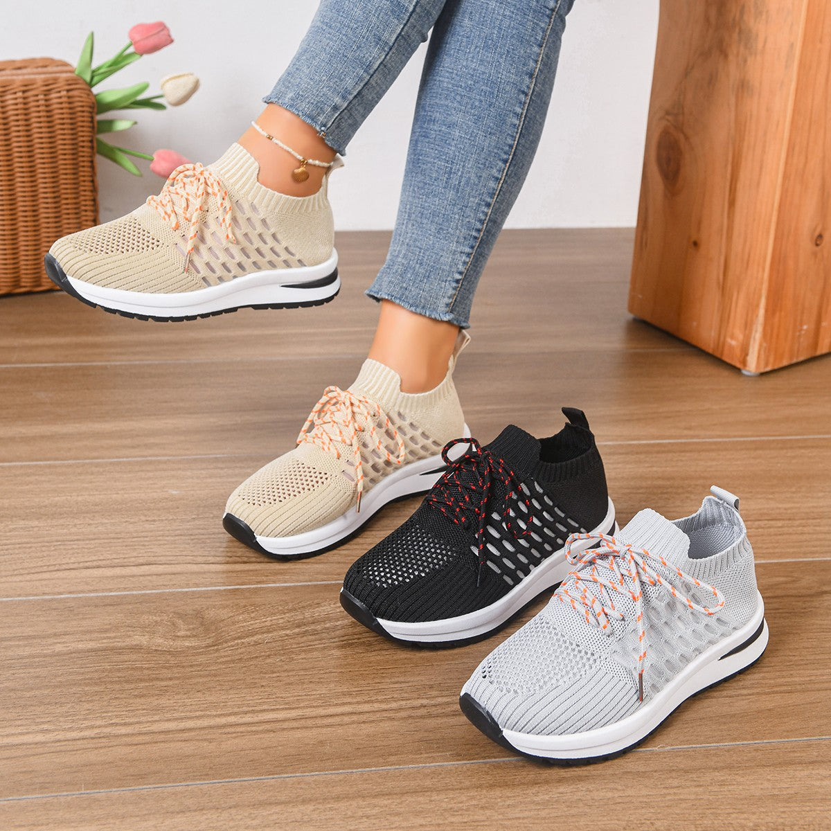 Classic Orthopedic Sneakers with Timeless Style