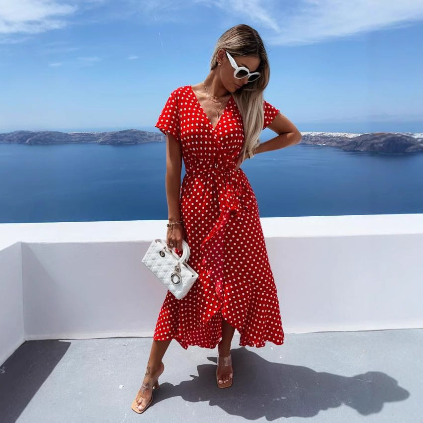 Classic Vintage Dress with a Flattering Fit