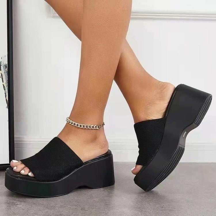Graceful Orthopedic Sandals for Modern Look