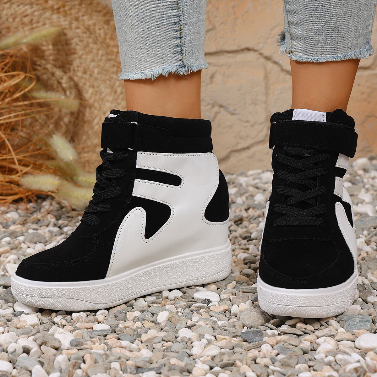 Beautifully Crafted Orthopedic Sneakers