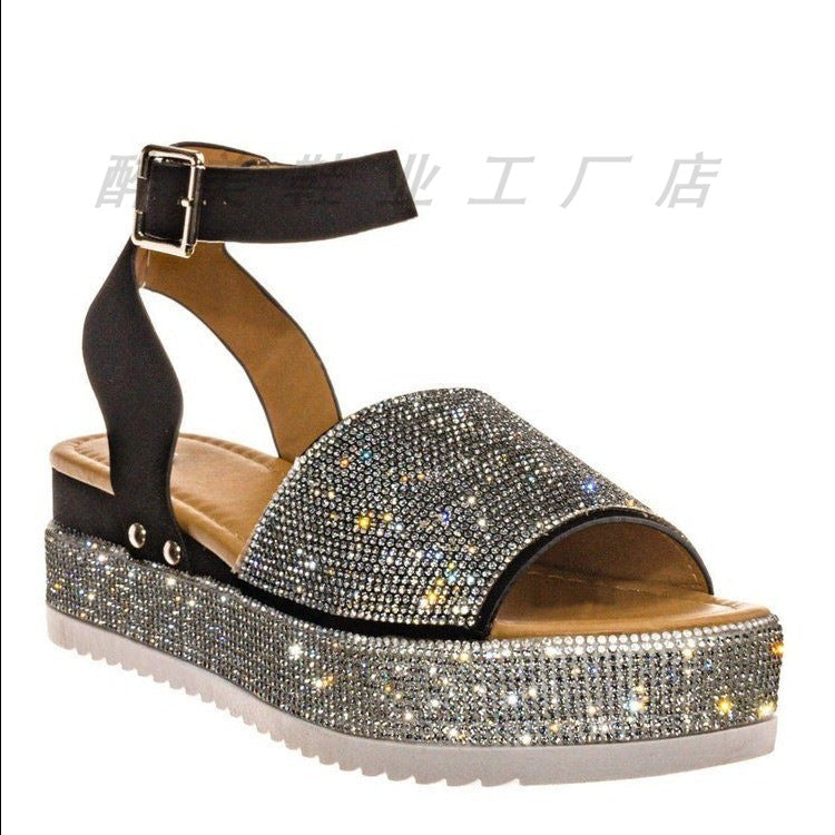 Graceful Orthopedic Sandals for Modern Look