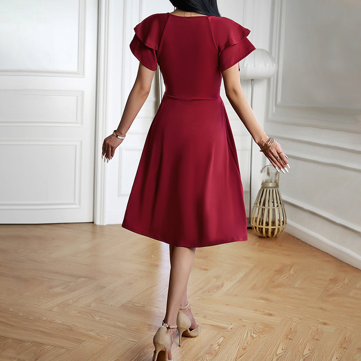 Classic Vintage & Enduringly Stylish Dress