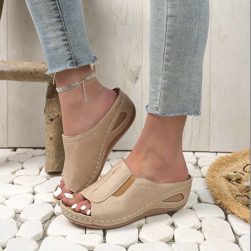 Chic Orthopedic Sandals with Unique Design