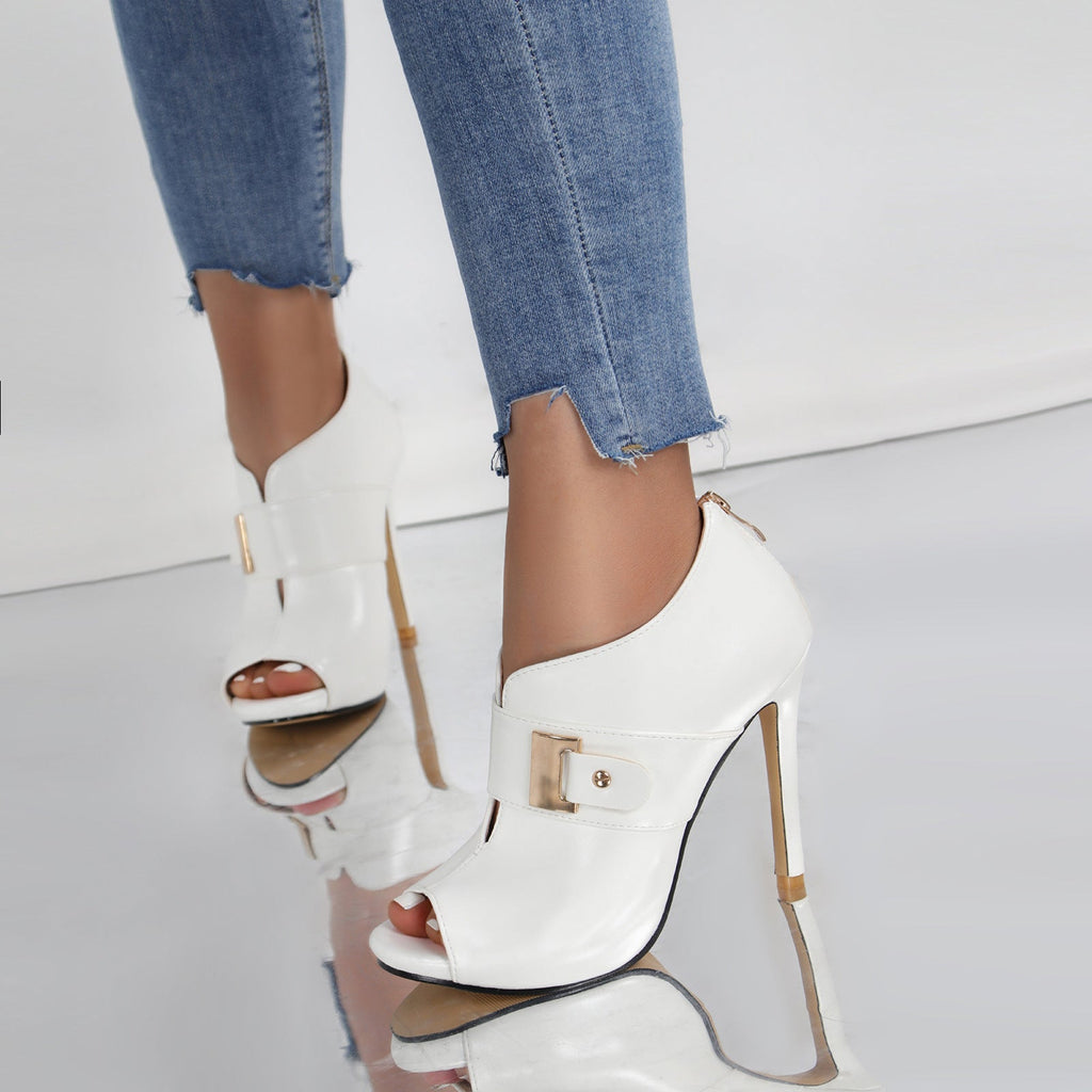 Classic Orthopedic Sandals with Timeless Style