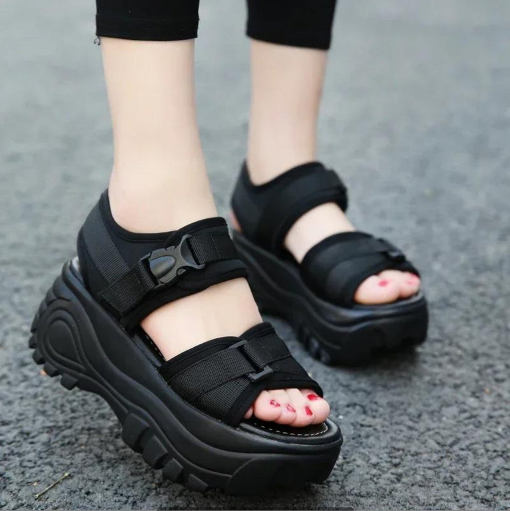 Chic Orthopedic Sandals with Unique Design