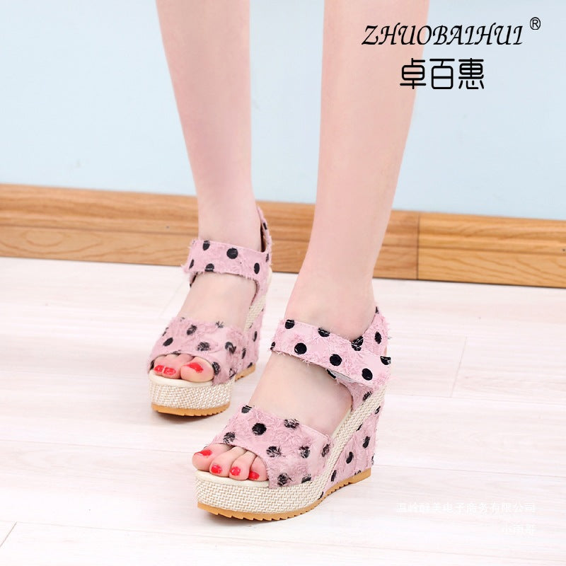 Classic Orthopedic Sandals with Timeless Style