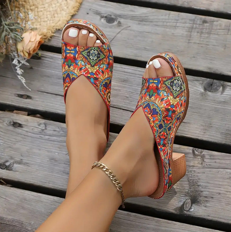 Chic Orthopedic Sandals with Unique Design
