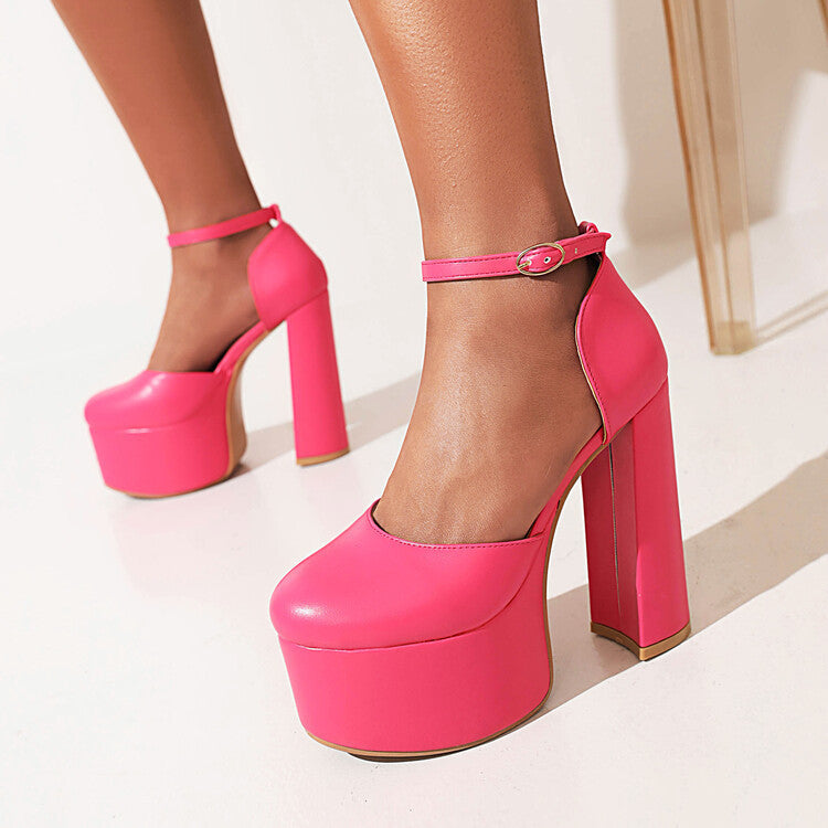 Graceful Orthopedic Sandals for Modern Look