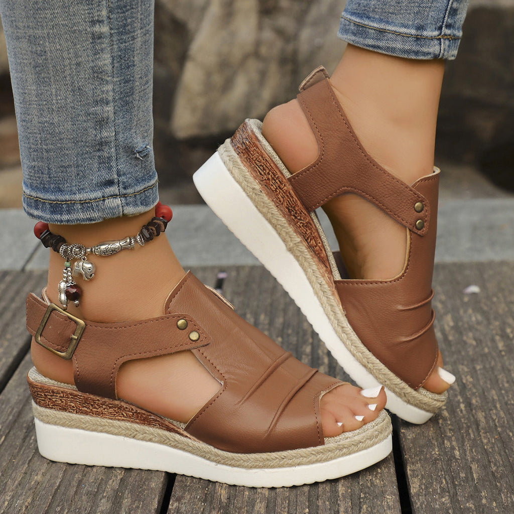 Graceful Orthopedic Sandals for Modern Look