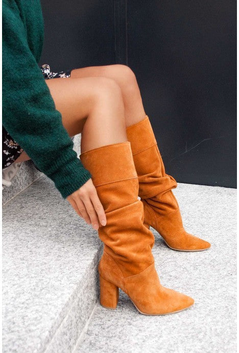 Chic Orthopedic Boots with Unique Design