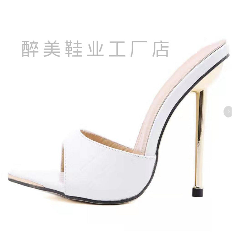 Chic Orthopedic Sandals with Unique Design
