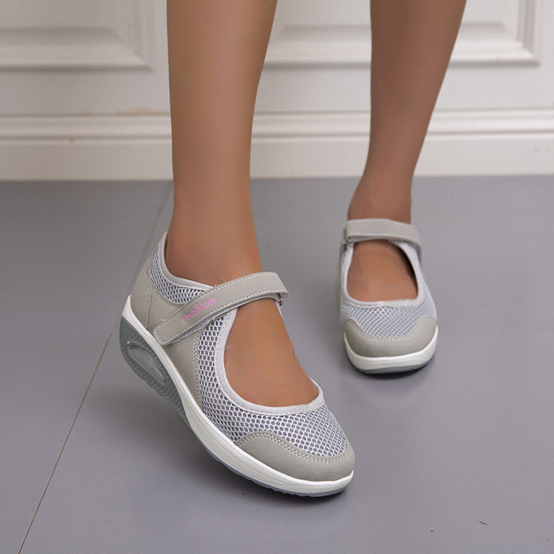 Graceful Orthopedic Sandals for Modern Look