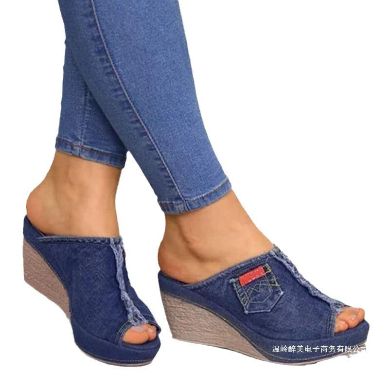 Graceful Orthopedic Sandals for Modern Look