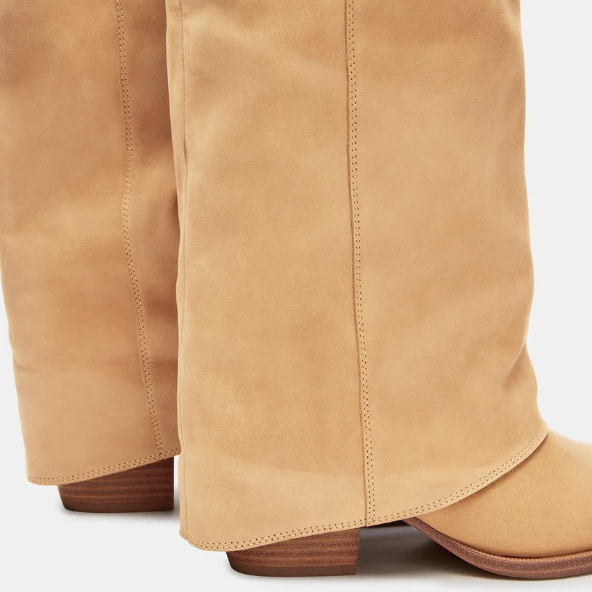 Graceful Orthopedic Boots for Modern Look