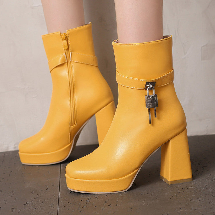 Chic Orthopedic Boots with Unique Design