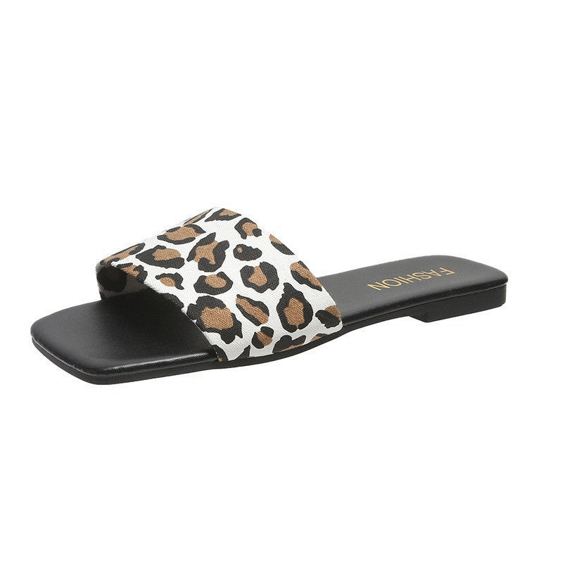 Graceful Orthopedic Sandals for Modern Look