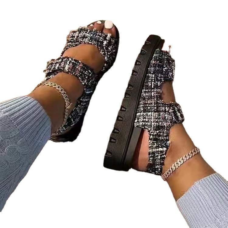 Graceful Orthopedic Sandals for Modern Look