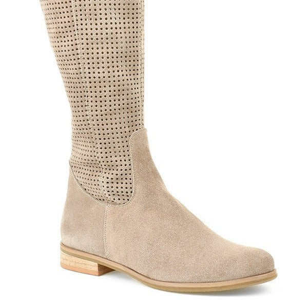 Chic Orthopedic Boots with Unique Design