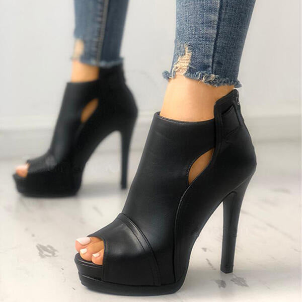 Chic Orthopedic Boots with Unique Design