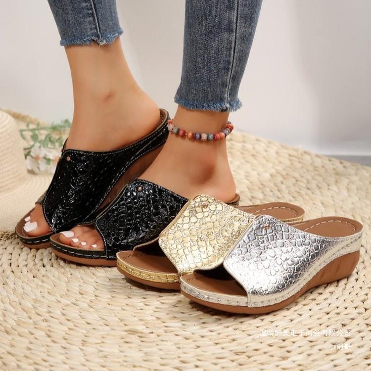 Graceful Orthopedic Sandals for Modern Look