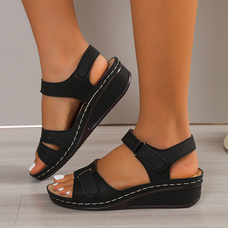 Graceful Orthopedic Sandals for Modern Look