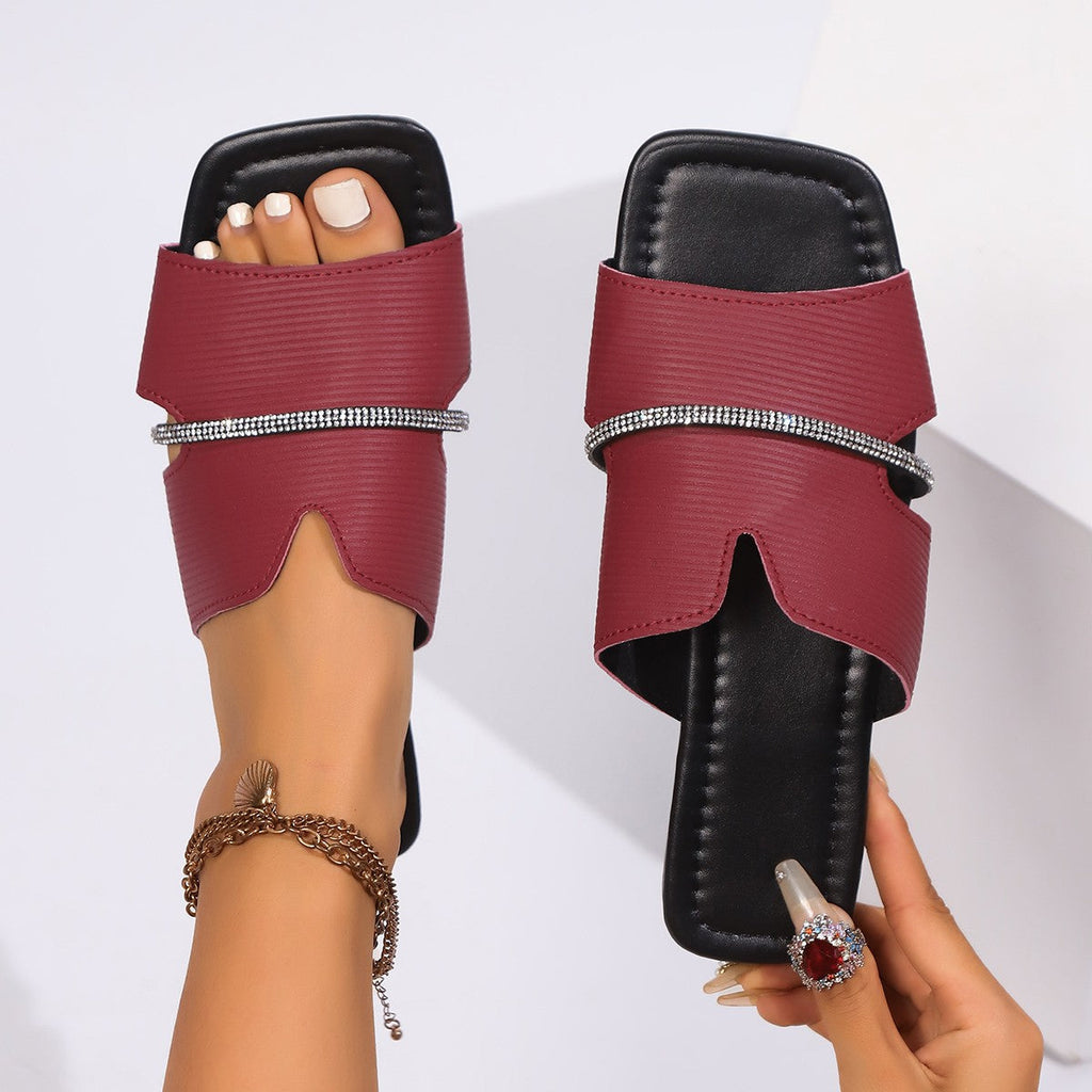 Chic Orthopedic Sandals with Unique Design