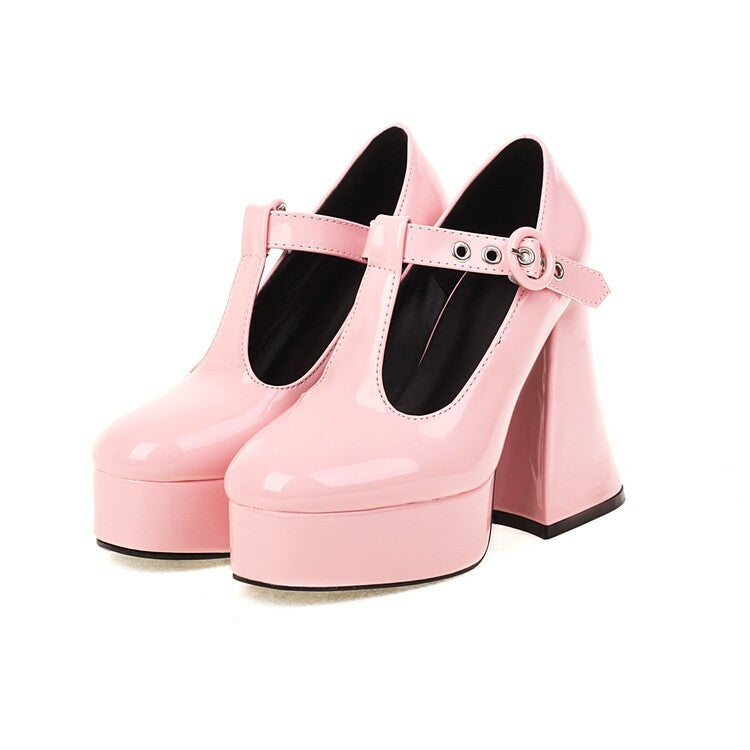 Graceful Orthopedic Sandals for Modern Look