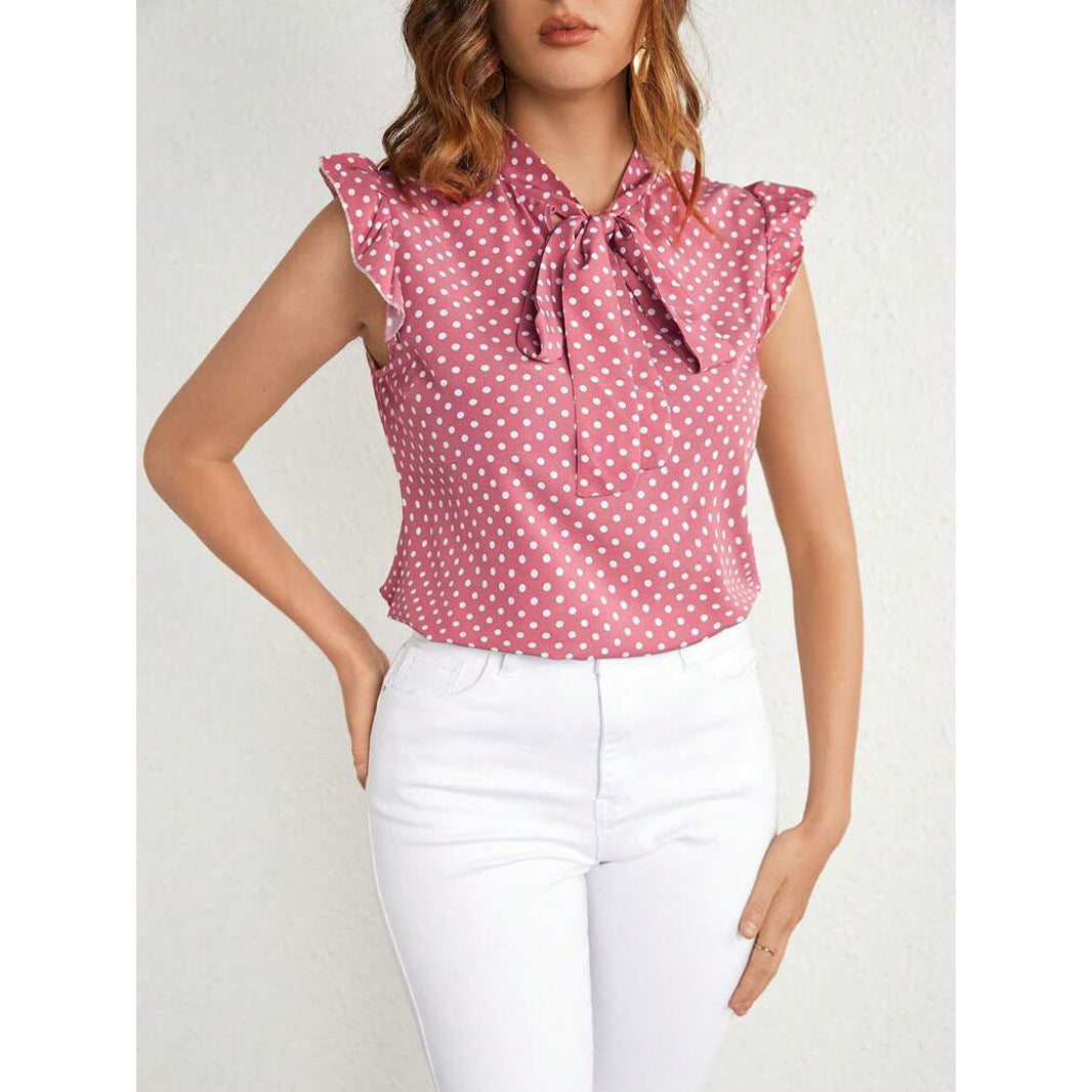 Beautifully Finished Blouse in a Timeless Design