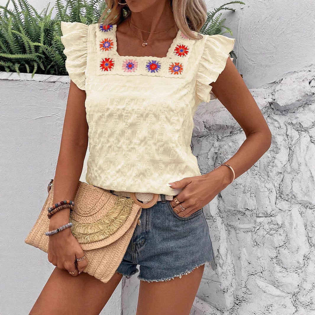 Elegantly Styled Blouse for Everyday Wear
