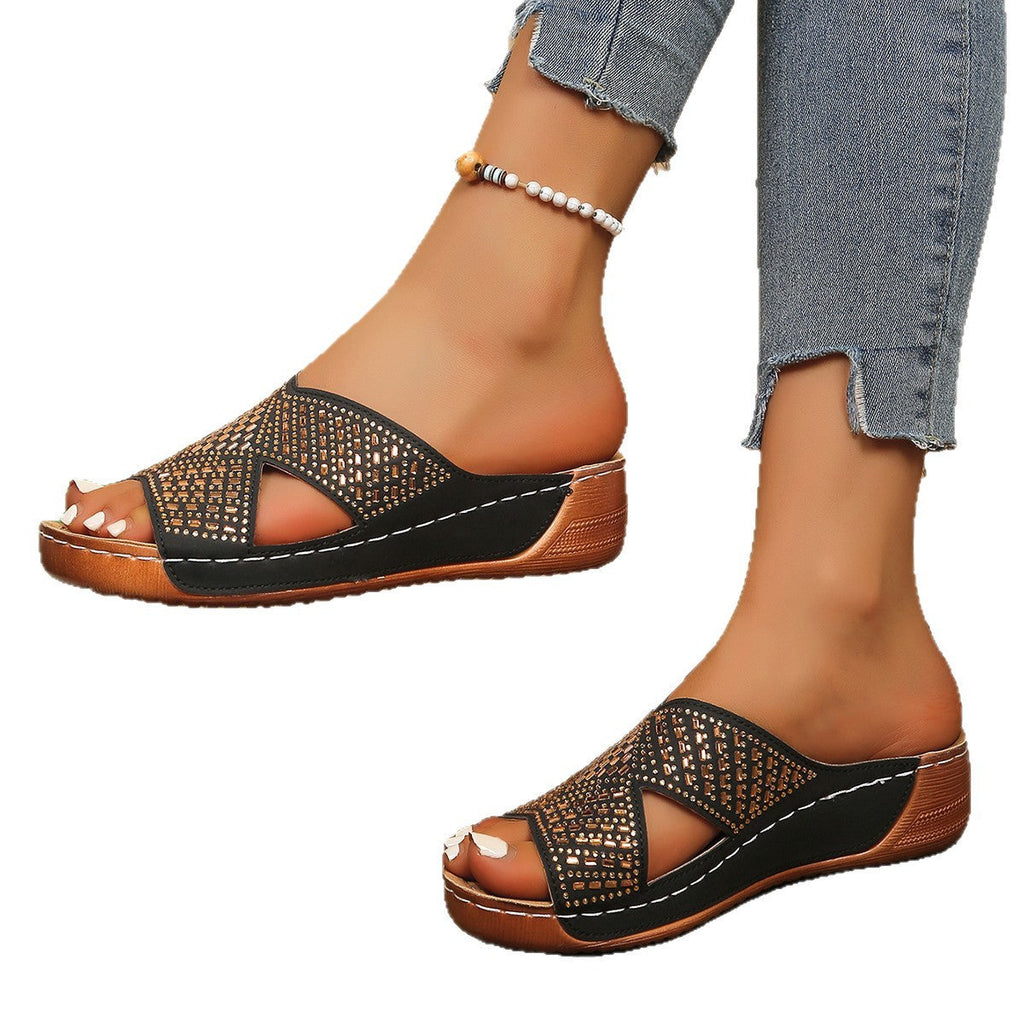 Chic Orthopedic Sandals with Unique Design