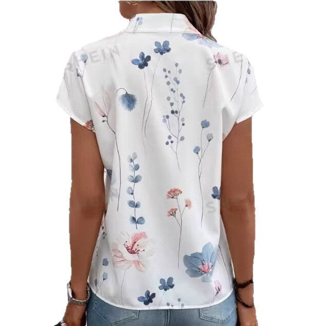 Classic Vintage Blouse with a Flattering Fit