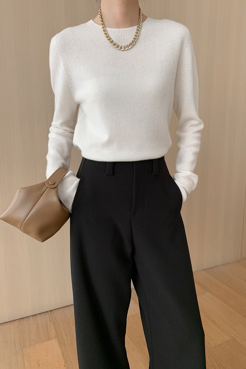 Classic Vintage & Enduringly Stylish Blouse