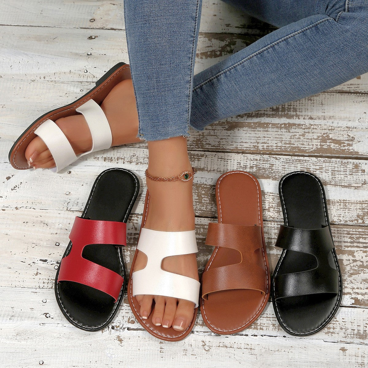Graceful Orthopedic Sandals for Modern Look