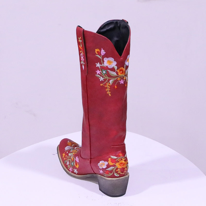 Graceful Orthopedic Boots for Modern Look