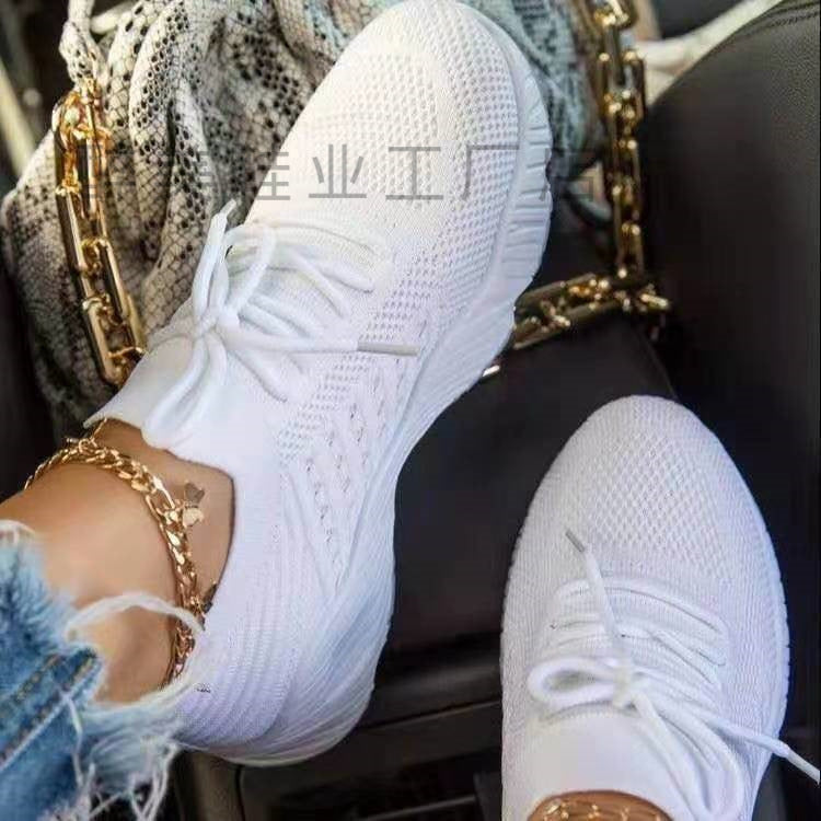 Classic Orthopedic Sneakers with Timeless Style