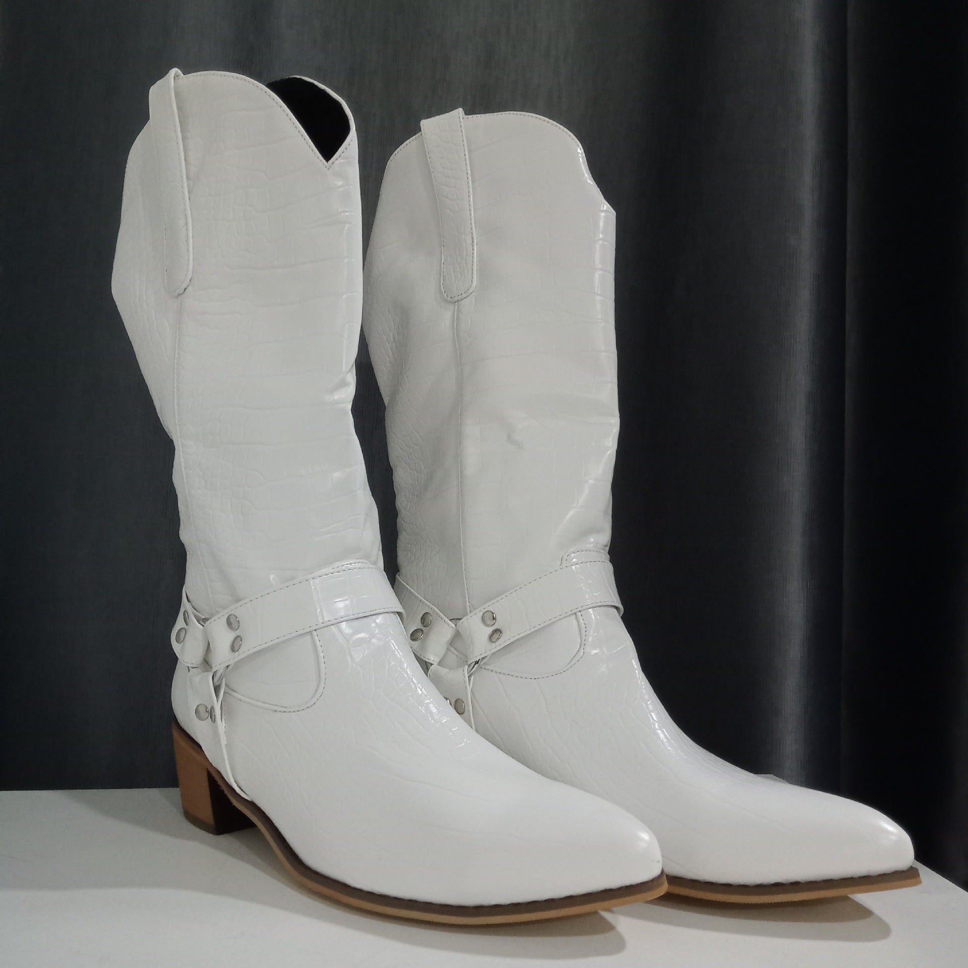 Chic Orthopedic Boots with Unique Design