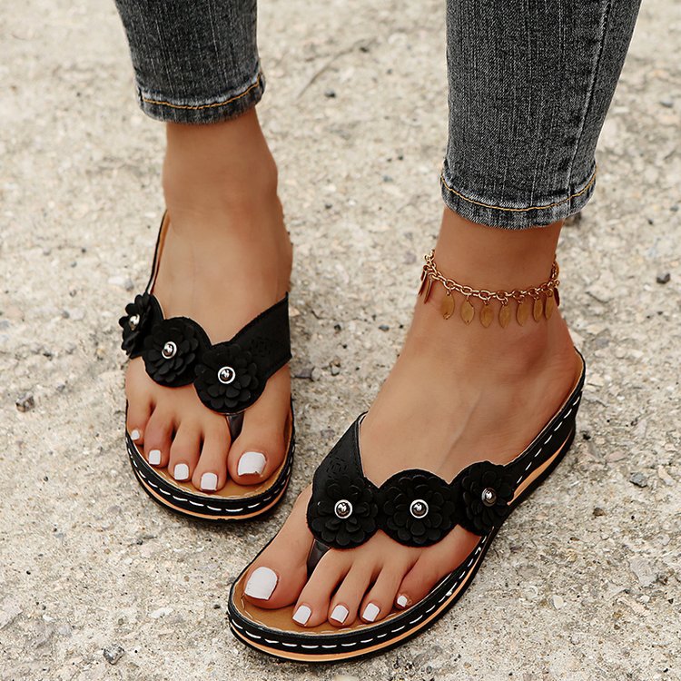 Classic Orthopedic Sandals with Timeless Style