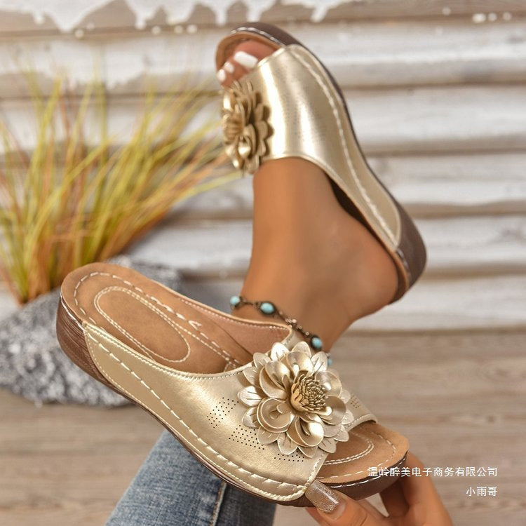 Graceful Orthopedic Sandals for Modern Look