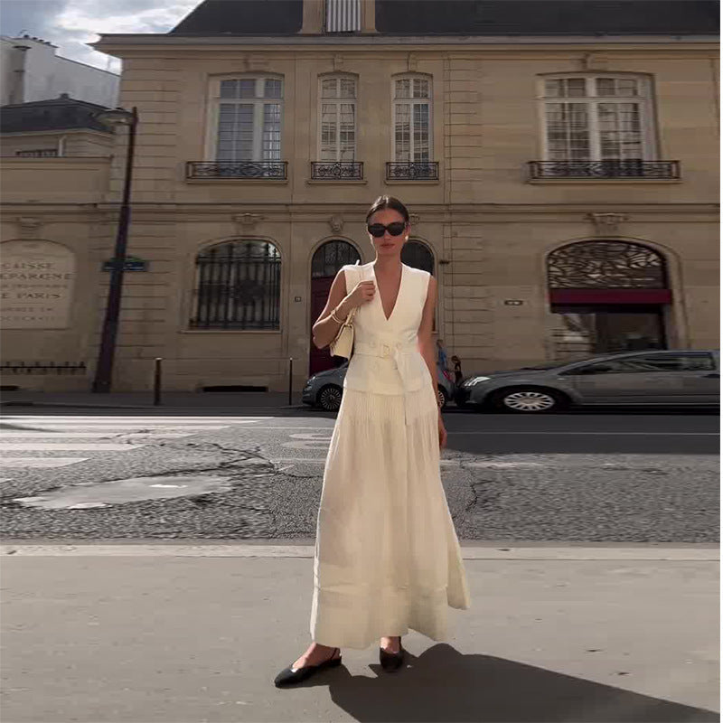 A Vintage Style Dress with Delicate Timeless Details