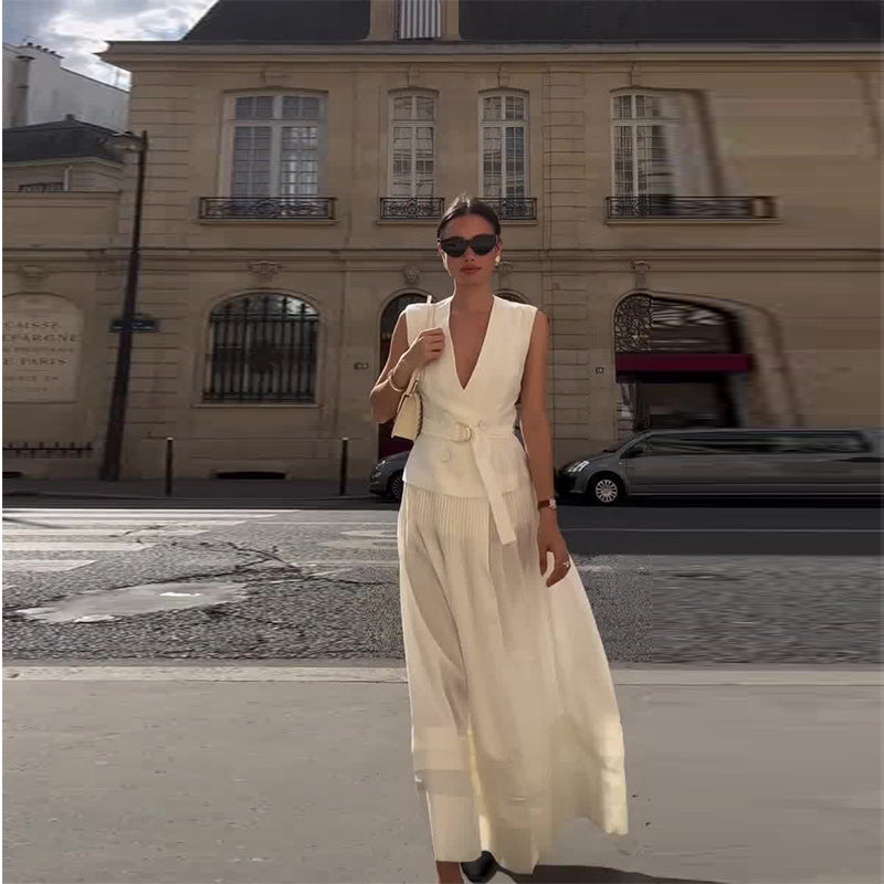 A Vintage Style Dress with Delicate Timeless Details