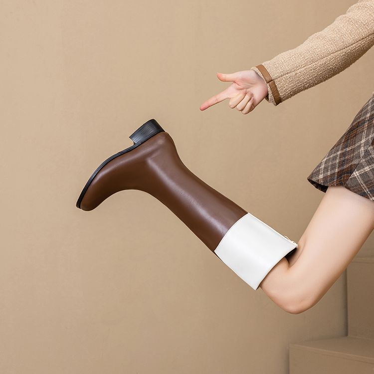 Graceful Orthopedic Boots for Modern Look