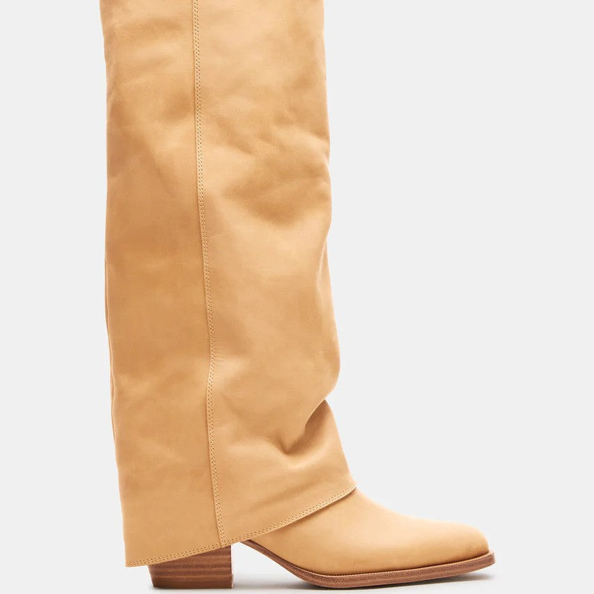 Graceful Orthopedic Boots for Modern Look