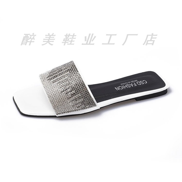 Graceful Orthopedic Sandals for Modern Look