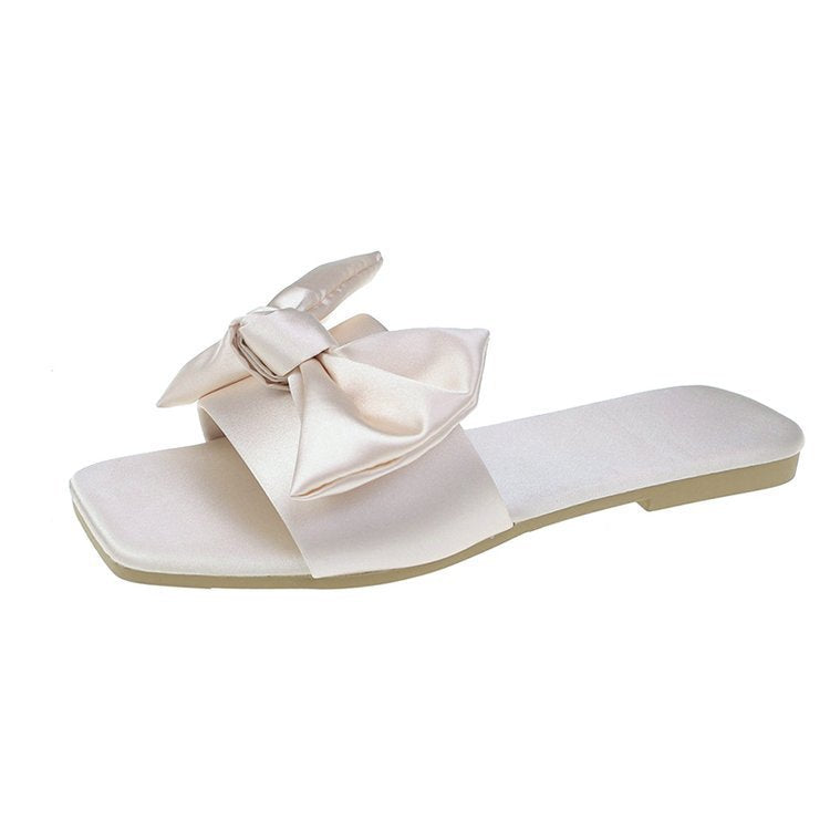 Graceful Orthopedic Sandals for Modern Look